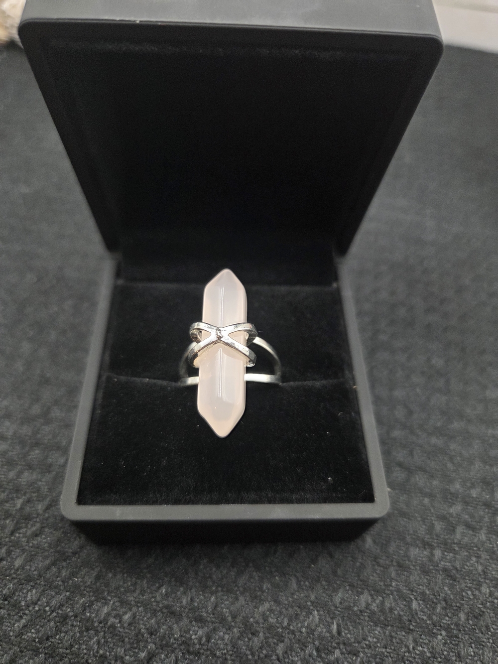 1424. Silver Tone Ring with Pale Pink Acrylic Crystal Accent